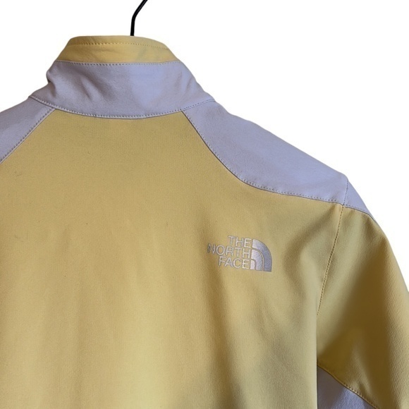 The North Face‎ Women's white yellow apex spring jacket size small - Picture 4 of 8